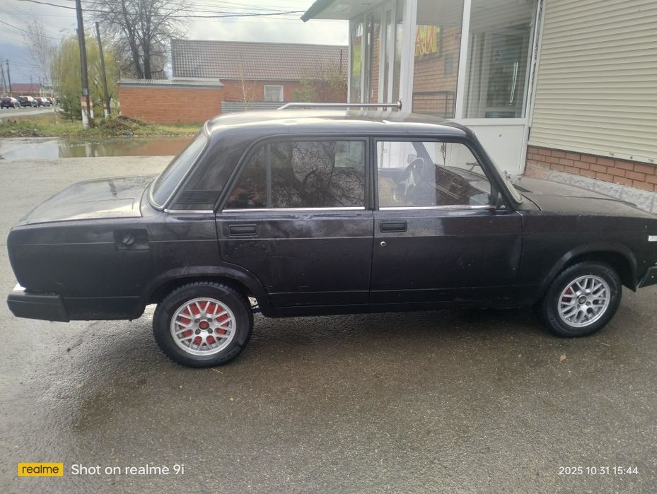 Продам ваз 2107.