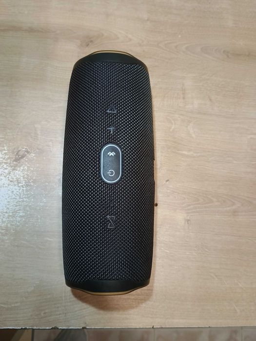 Колонка JBL CHARGE 4
