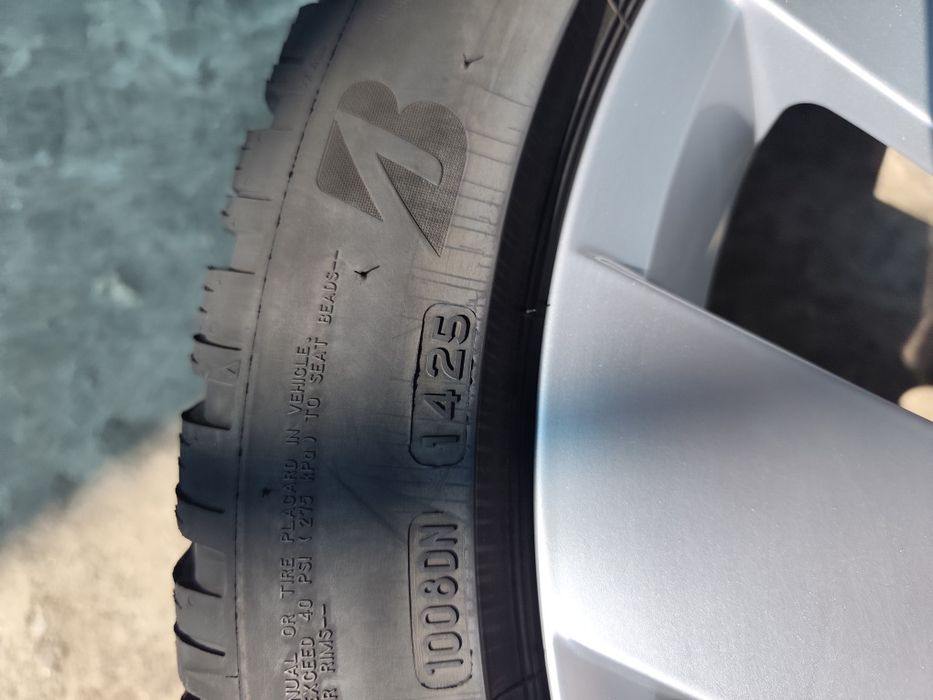 17" оригинални алуминиеви джанти с гуми за Vw Golf 8,7,6..