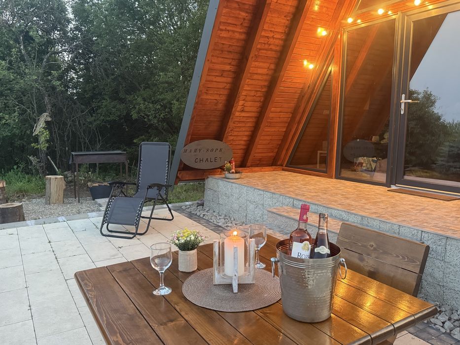 Cabană A frame cu ciubar de închiriat