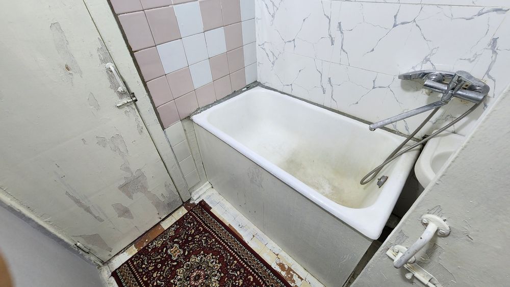 Sputnik 4 da Arzon SROCHNI 1 xona sotiladi