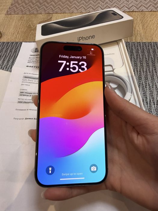 Като нов iPhone 15 pro 128gb Natural Titanium