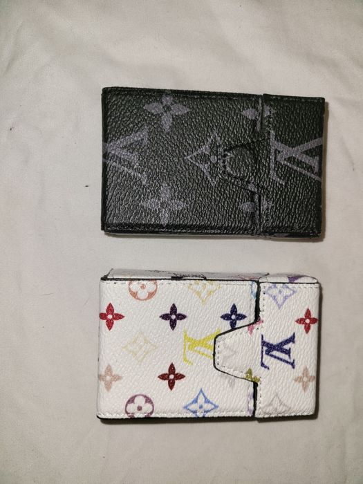 Suport de țigări cu brichetă