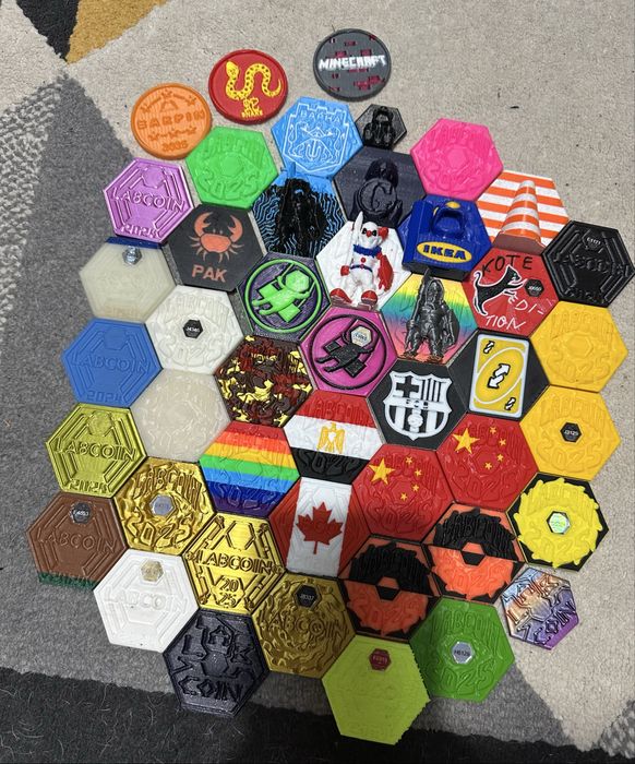 Лапкойни колекция продава се и по отделно