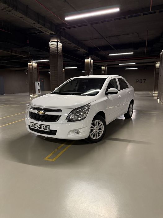 Chevrolet Cobalt 2023 4 poz