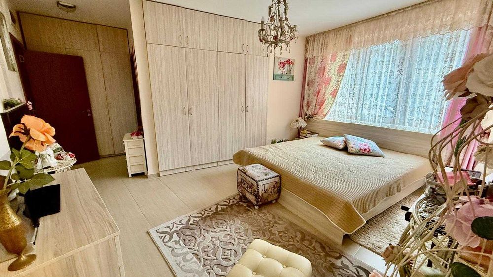 Продава се Тристаен апартамент в Несебър - 99 кв.м за 732 €/кв.м - Снимка #4