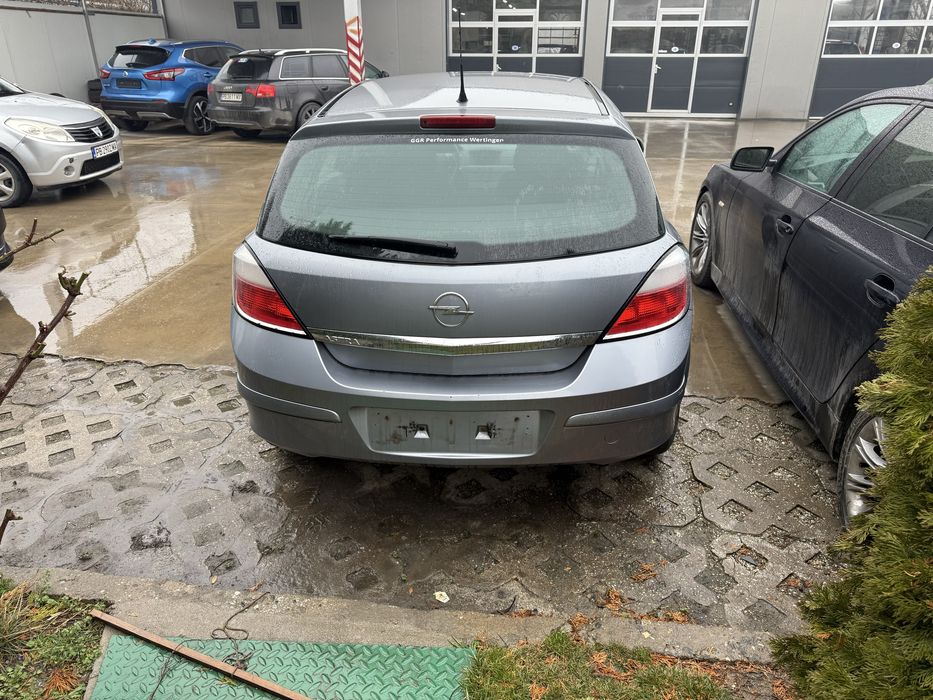 Astra h 1.4 НА ЧАСТИ