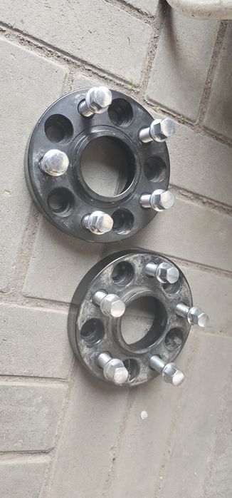 Проставки на ступицу BMW