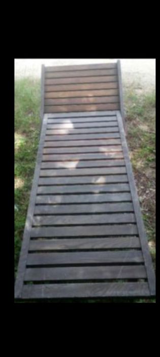 Дървени шезлонги два броя за вашата вила басейн  градина