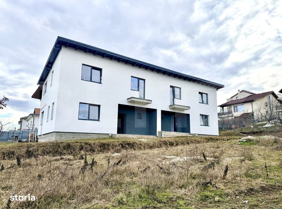 Duplex zona Schit, 4 camere, 120mp utili si 250mp teren