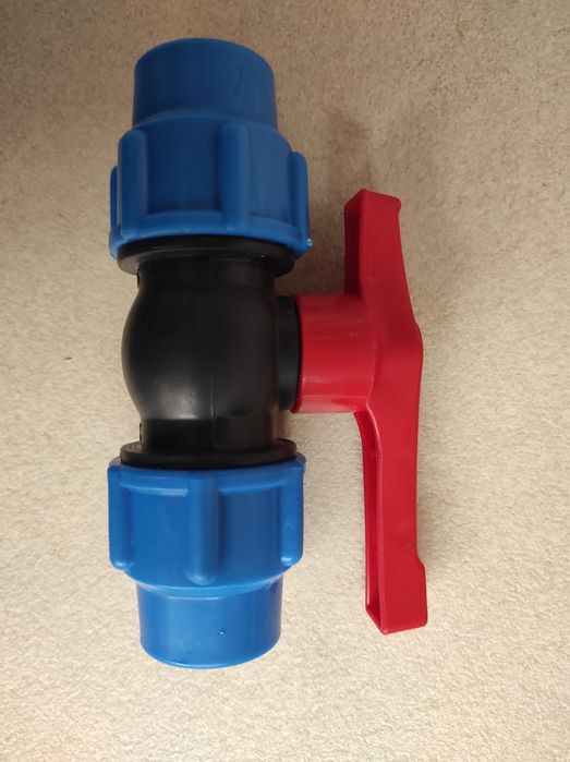 СПИРАТЕЛЕН КРАН с компресионни накрайници 25х25