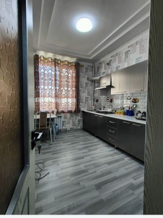 Квартира сотилади