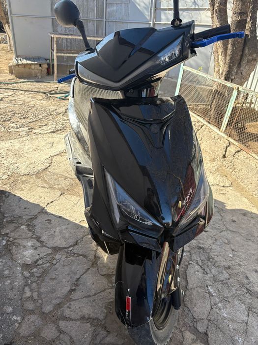 Мопед сатылады айфонга обмен бар багасын келисемиз