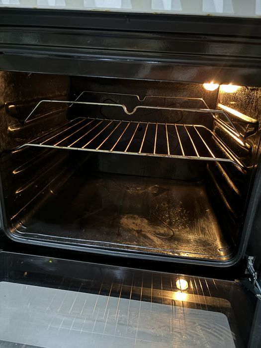 Продам электро плиту