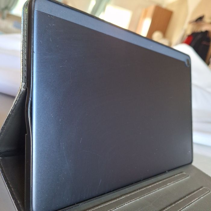 Планшет новый состаяние хорошо