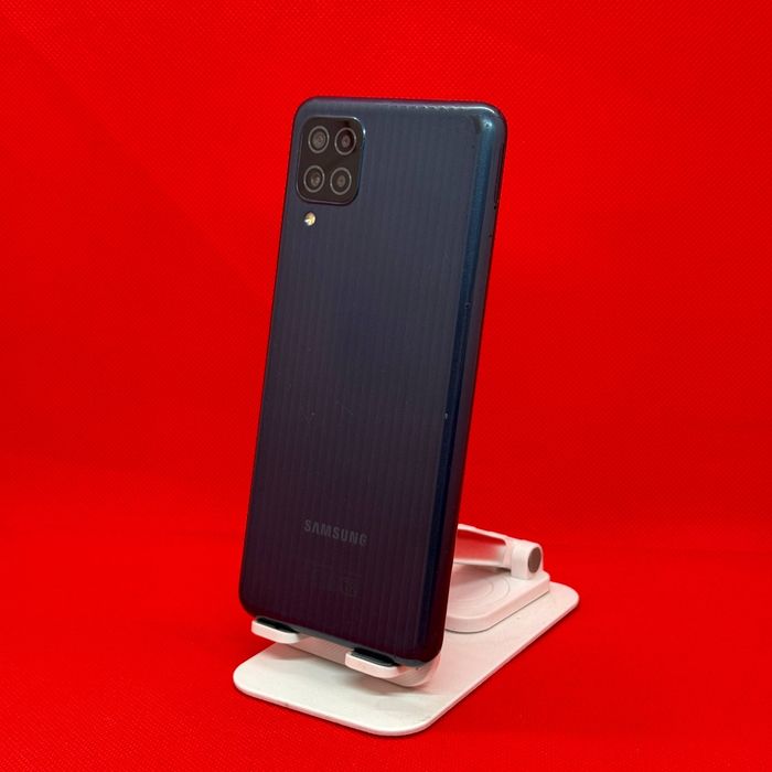 Samsung M12 sotiladi dastavka bor