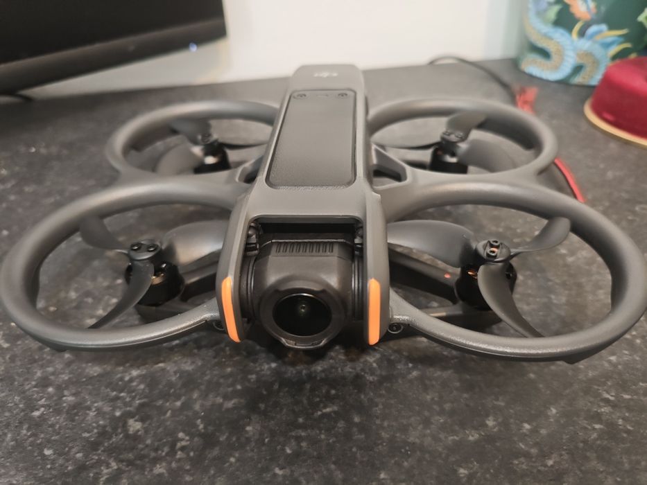 DJI Avata 2 Fly More Combo (Goggles 3, Drona neactivata)