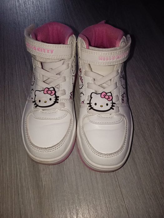 Adidasi Hello kitty