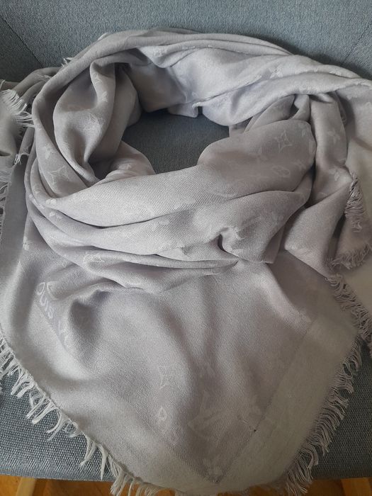 Sal mare Louis Vuitton, casmir/lana, 350 lei