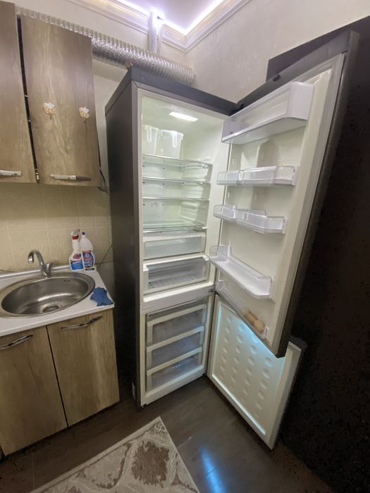 Xolodlnk  sotiladi  400 xolati yaxwi