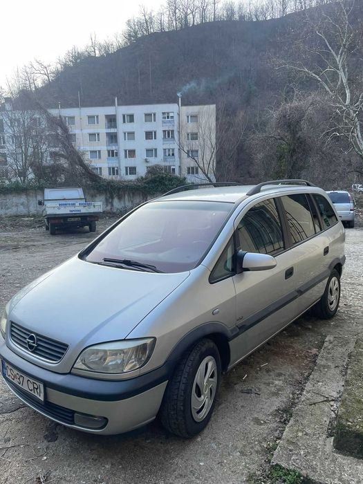 Opel Zafira 2.0 2003