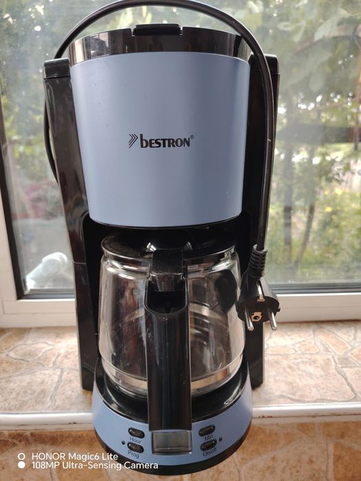 Кафе машина, кафеварка .