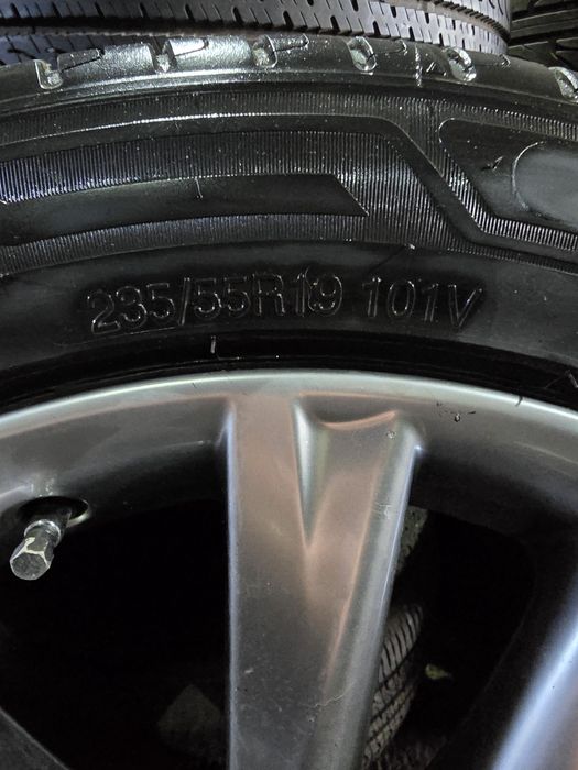 шины с дисками от Lexus RX350