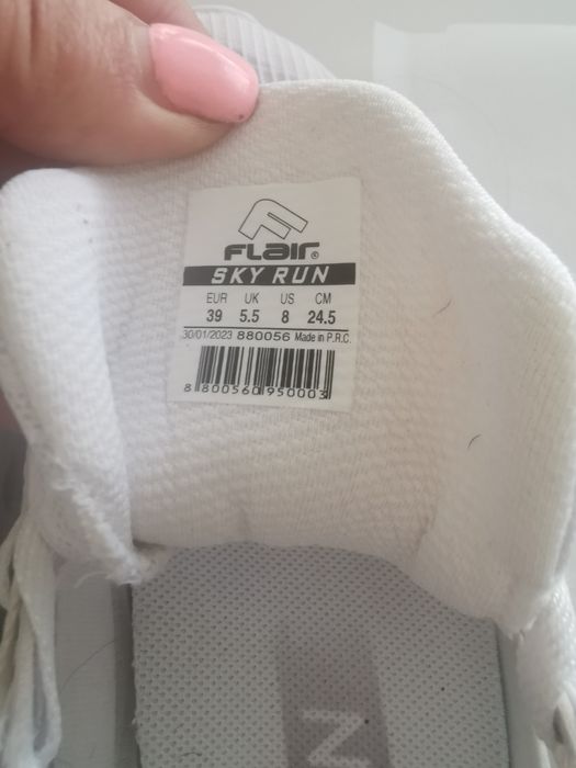 Оригинални маратонки, без забележки