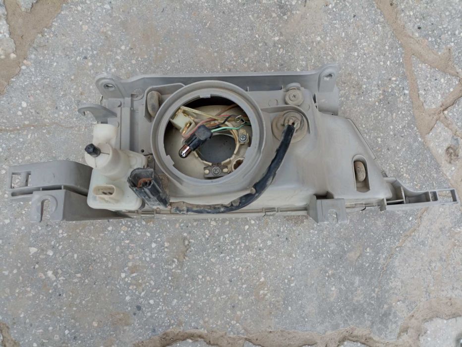 Фара на нексия 1