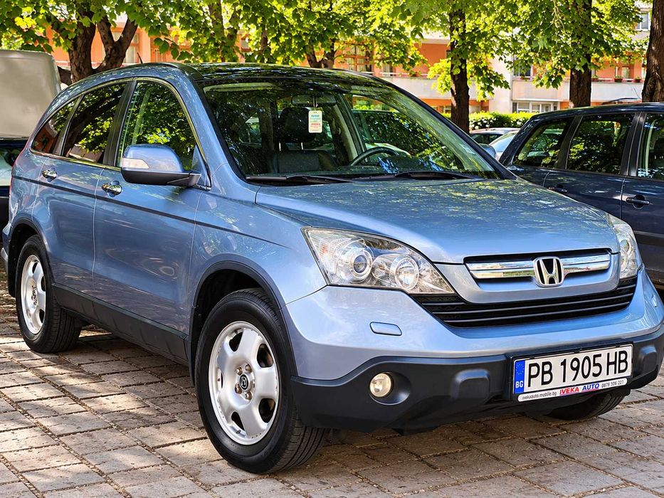 Honda CR-V 2.0 Automatic / Бензин  / Газ / Кожа / Панорама / 2 комплекта джанти със зимни и летни гуми