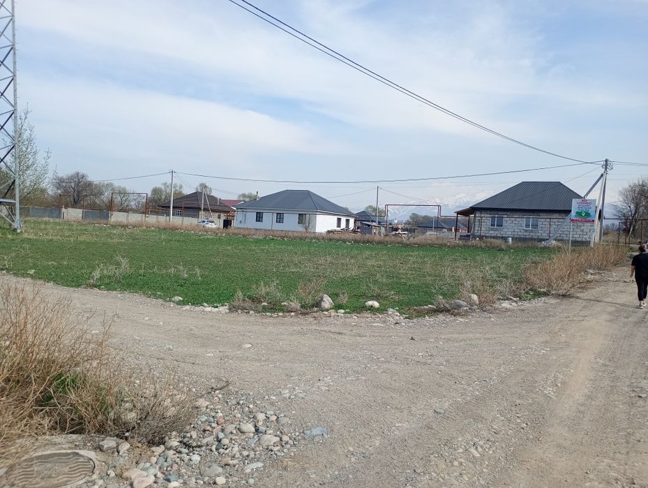 Продам участок село Бирлик