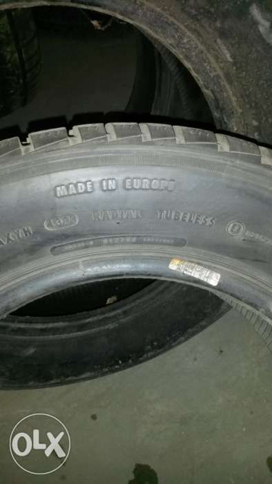 Продаю зимние шины