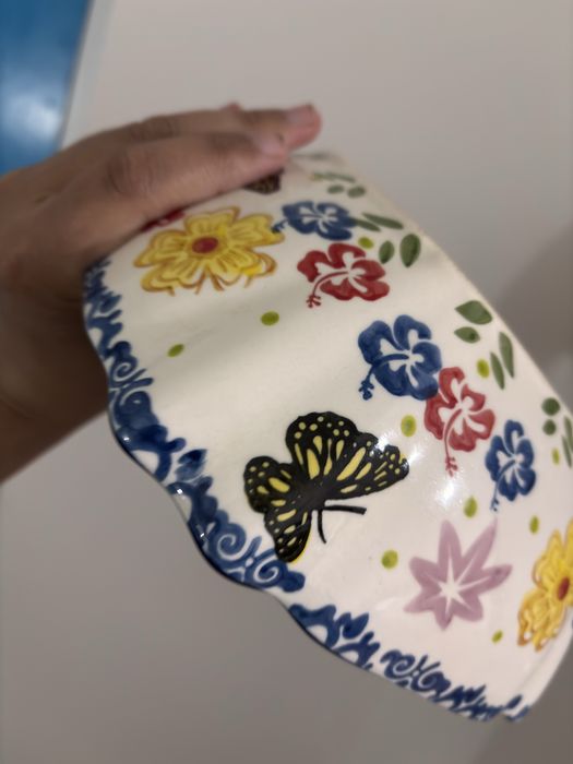 Продам блюдо яркое красивое