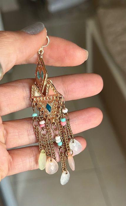 Обеци с клипс различни видове