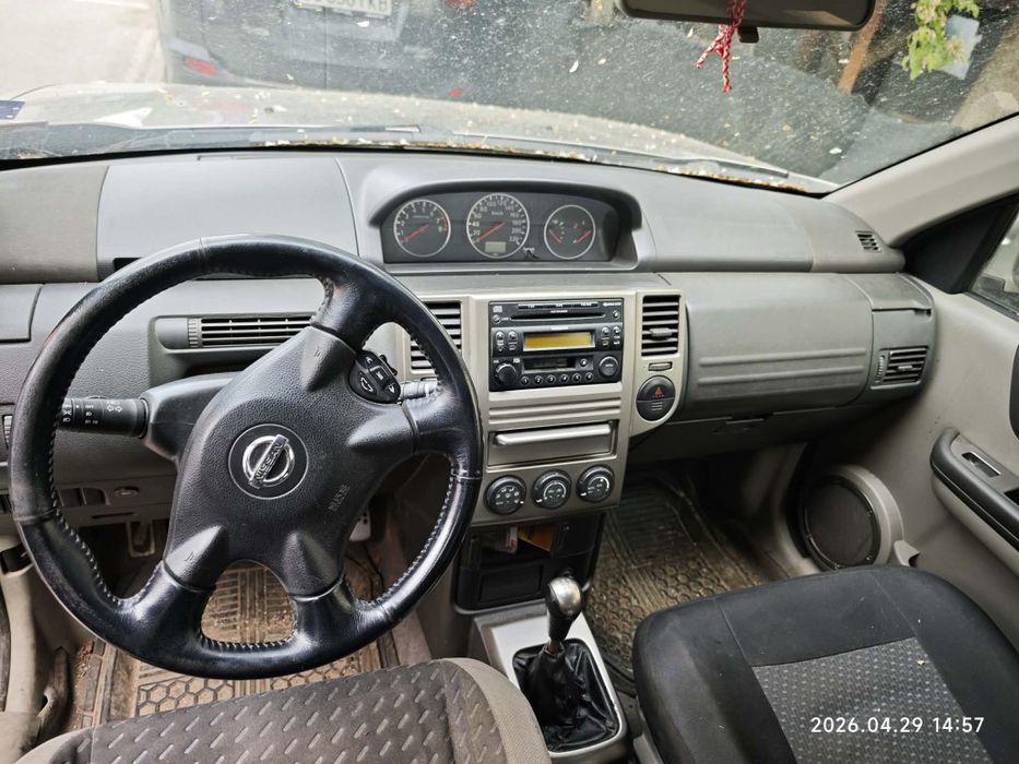 Нисан  x-trail  2.5 бензин