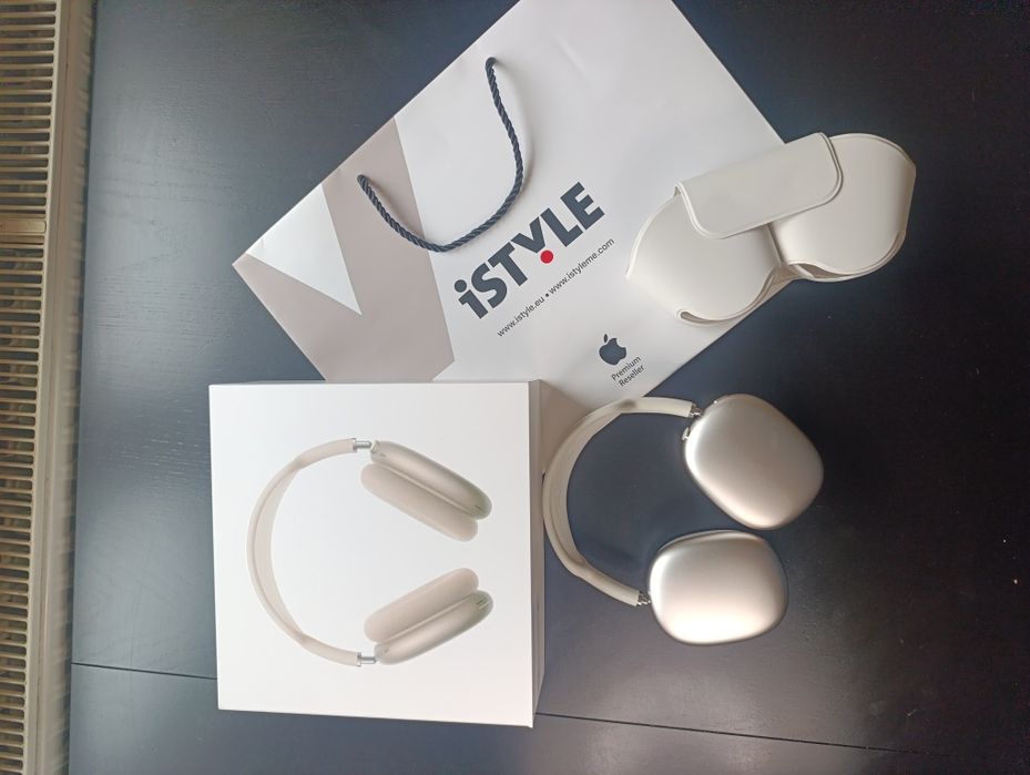 AirPods Max Starlight USB-C