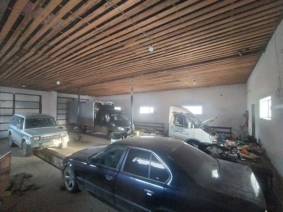 Сдам в аренду  гораж под СТО