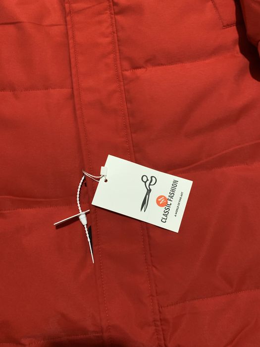 Зимние Тёплые куртки Можно мужчинам и женшинам одевать С бирками