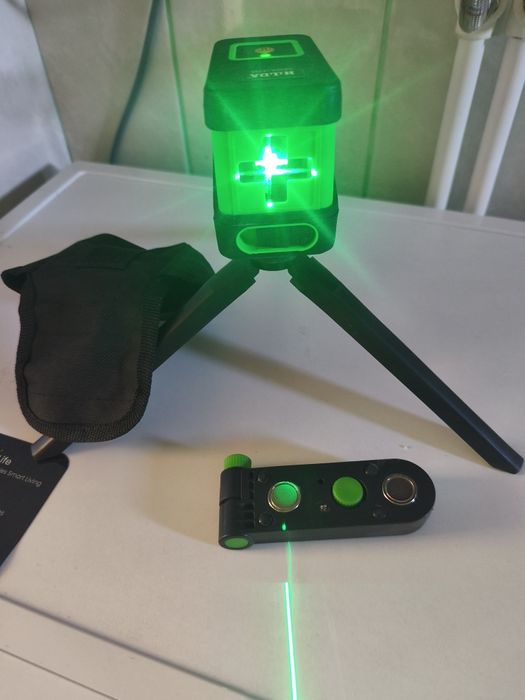 Motocoasă benzina 2 T/4,76 cp/ nivela laser/ cutii depozitare drujba flex