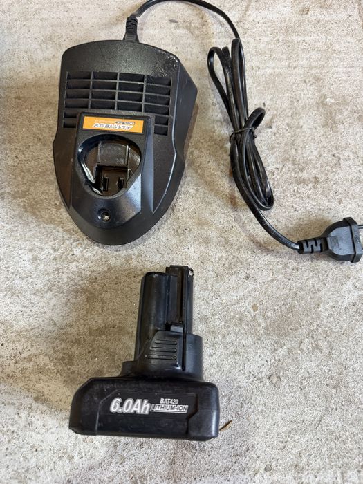 Bosch GSC 12V-3 ножица за ламарина