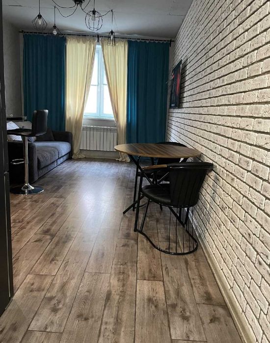 В аренду дом кв помесячно