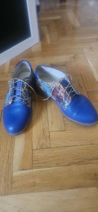 Дизайнерски обувки
