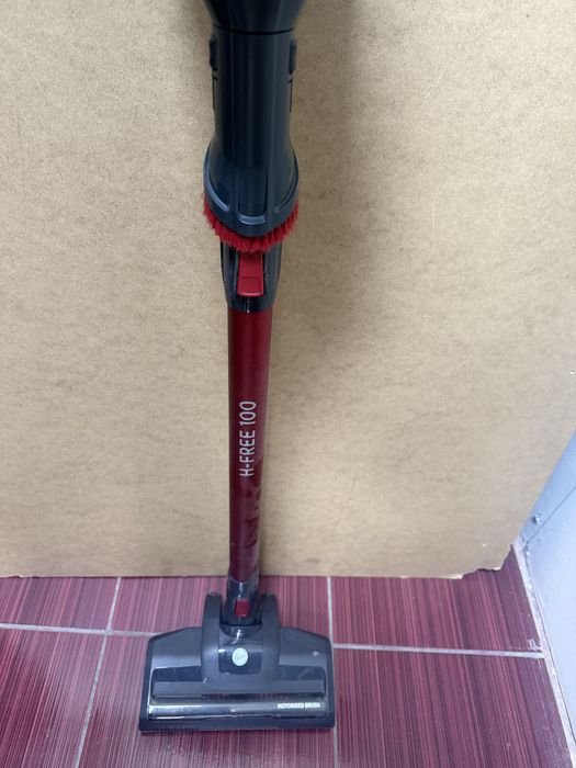 Безжична прахосмукачка Hoover HF122GPT