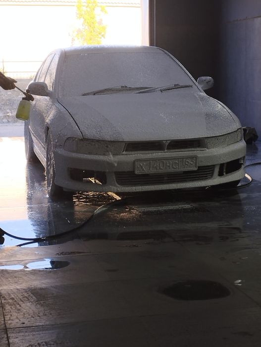 Митсубиси Галант