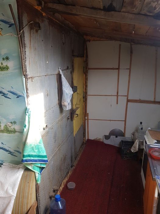 Продам дачу совмещеные 2пары за 150000тг отдам так как с переездом