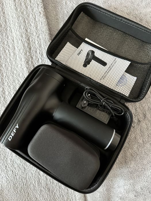 Продам Массажер Defy