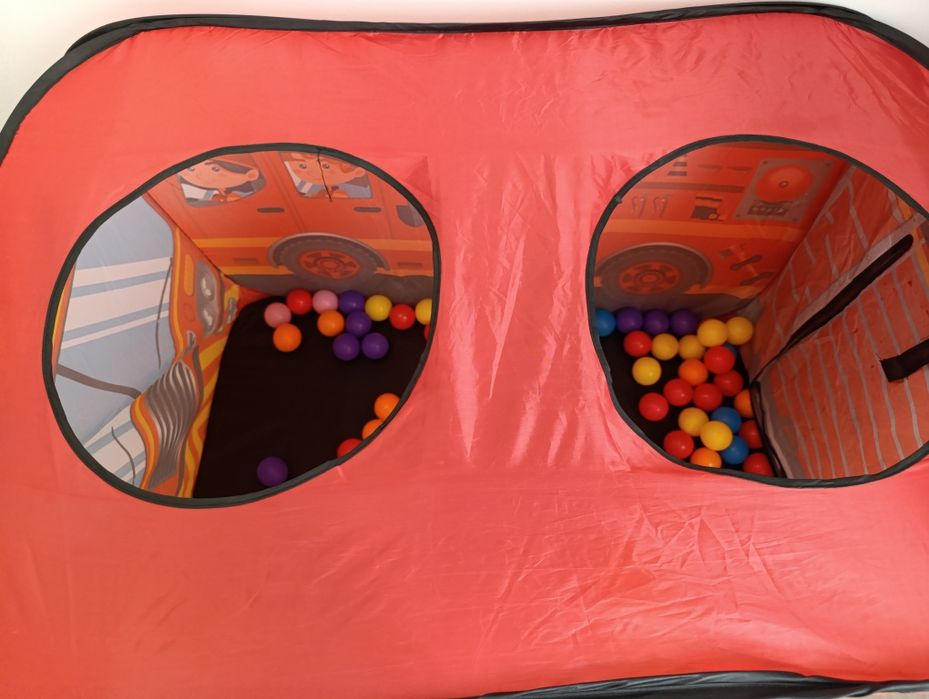 Игрушка домик в виде пожарной машины