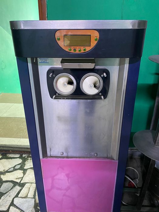 Морожно аппарат почти новый