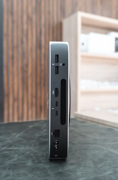 Apple Mac Mini M2chip 8/256GB