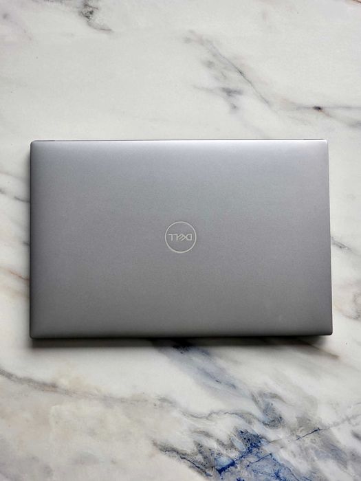 Лаптоп Dell Precision 5570, i9 PRO, 32 GB/ 1 Tb